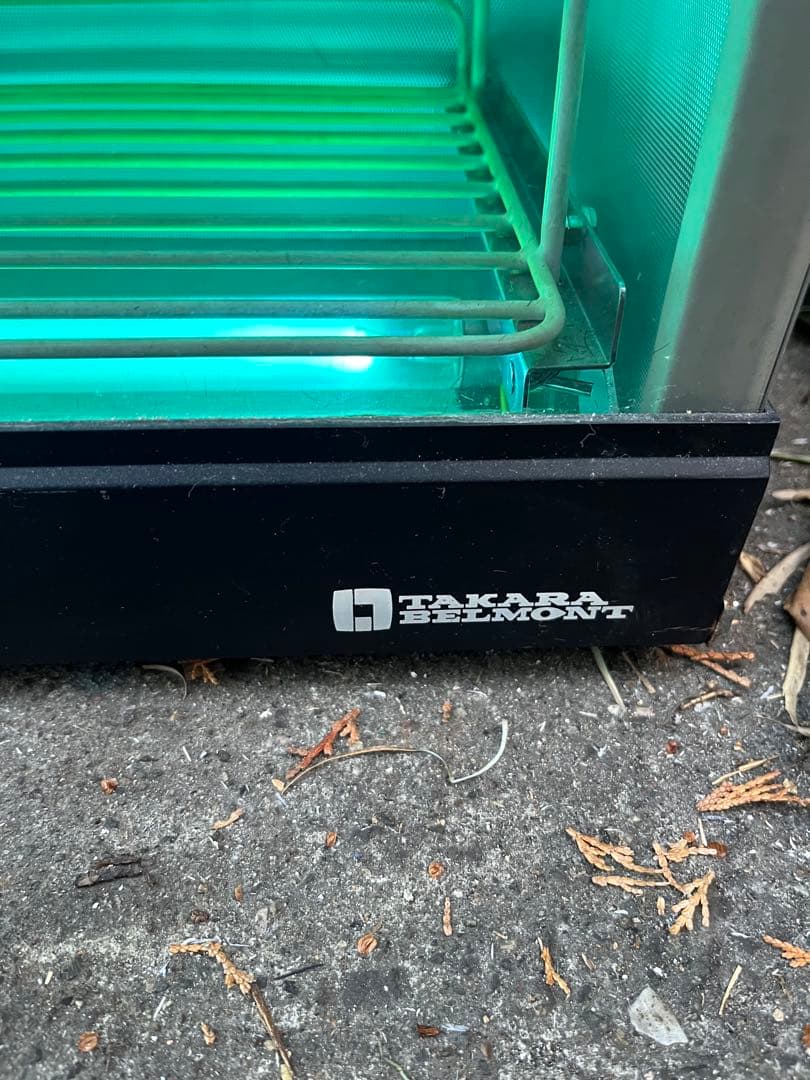 中古 タカラベルモント ステリライザー 紫外線消毒器 EX-UV100