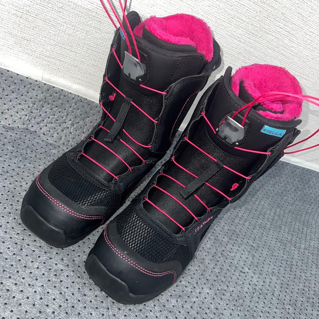 数回使用 レディース 24cm STELLA FEATHER スノーボードブーツ - メルカリ
