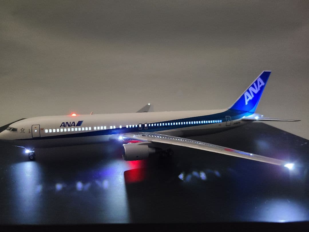 ANAボーイング767-300 LED仕様 完成品 ANA ボーイング 767-300 | 株式会社 ハセガワ