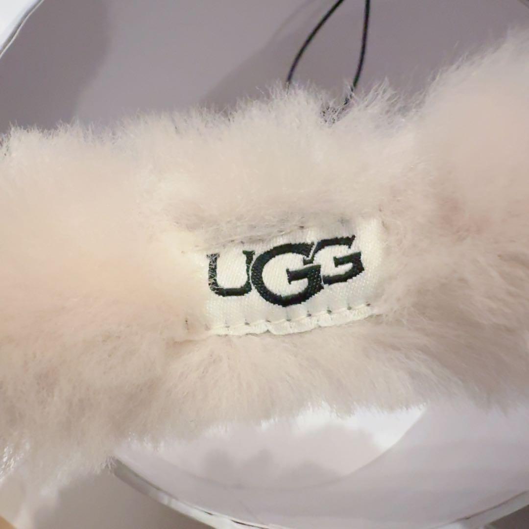 今季完売品 UGG シープスキン エンブロイダリー イヤーマフ チェス