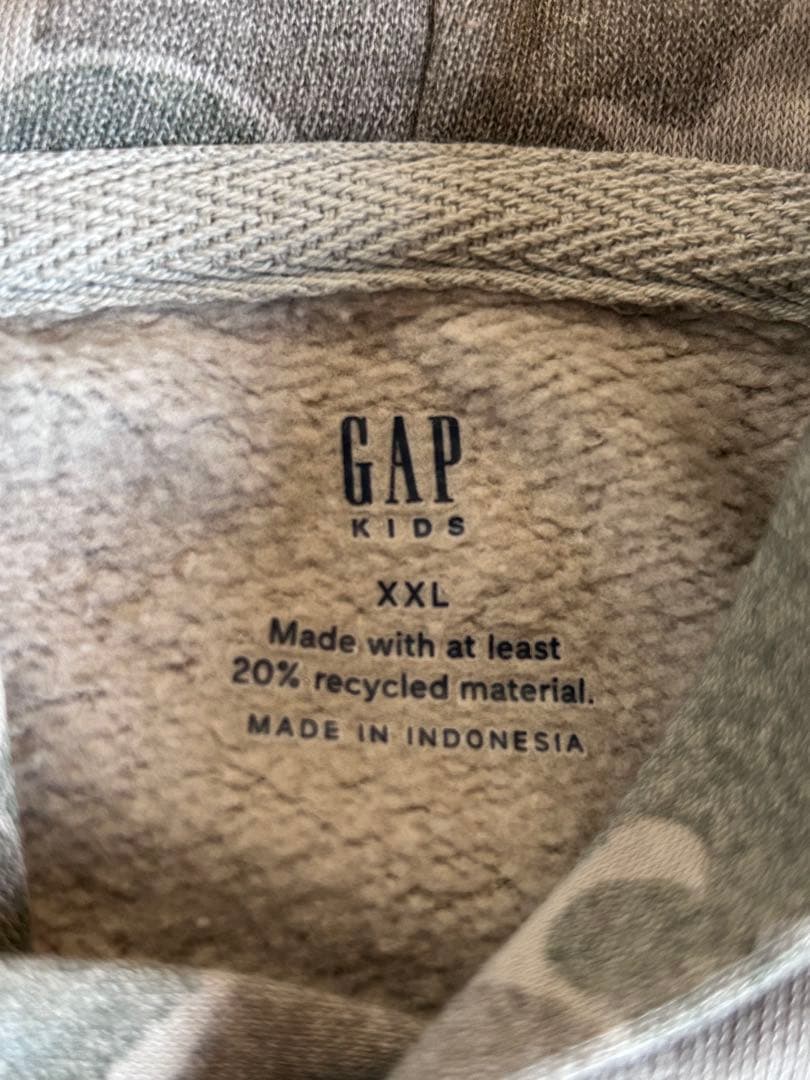 Fujiくん着用 GAP 迷彩 パーカー 短丈 Mサイズ相当 - メルカリ