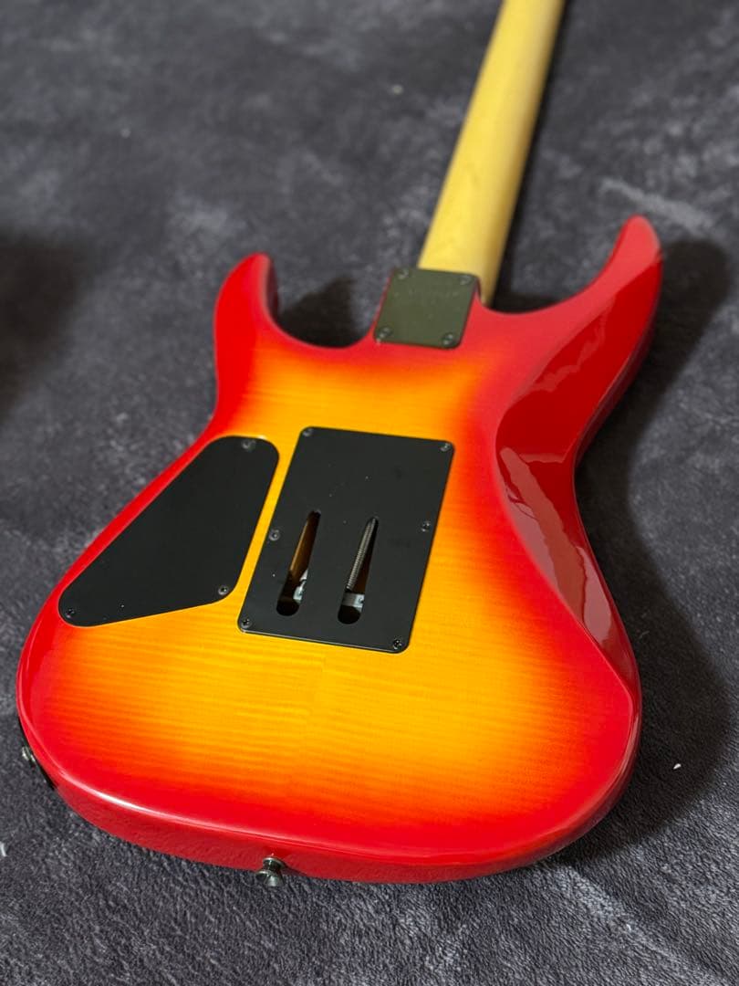 レア！　FERNANDES FR-85 チェリーサンバースト