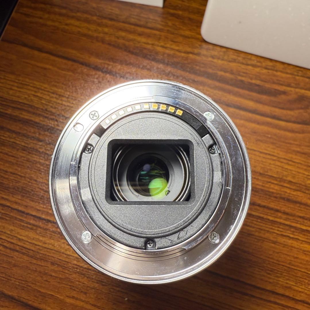 E 55-210mm F4.5-6.3 OSS ズームレンズ