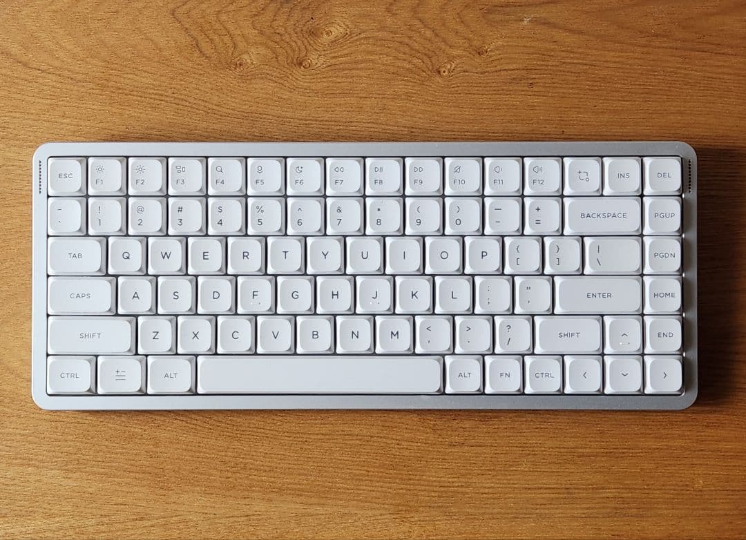 【茶軸へ変更可】NuPhy AIR75 v3 red nano US配列 キーボード Air75 V3(Red nano軸) ブラック ba7v3jr [有線・ワイヤレス