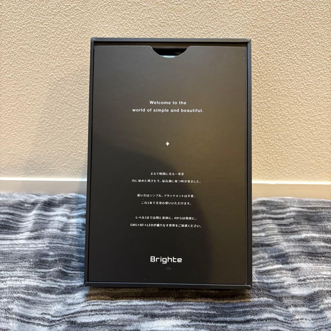 未使用級極美品】Brighte ELEKIBRUSH ブラック 美顔器 - メルカリ