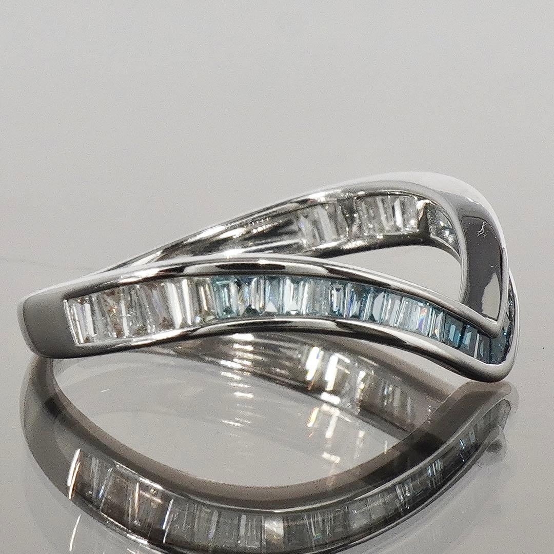 ダイヤ リング ブルー ダイヤモンド テーパー バゲット K18WG 指輪