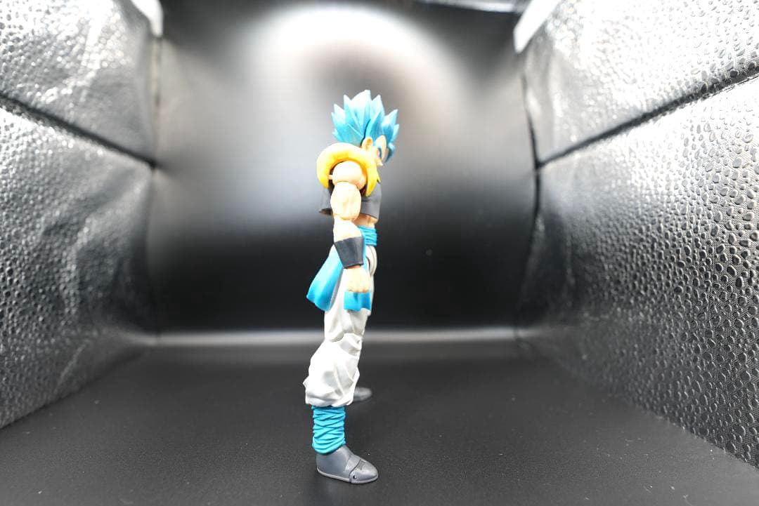 S.H.Figuarts スーパーサイヤ人ゴッドスーパーサイヤ人ゴジータ