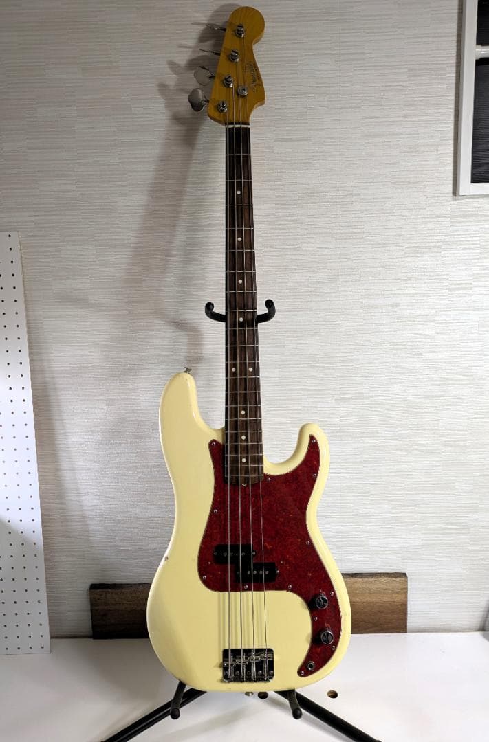 僕※※　Fender Japan Precision Bass フェンダー Fender Japan Precision Bass PB Iシリアル - Geek IN Box