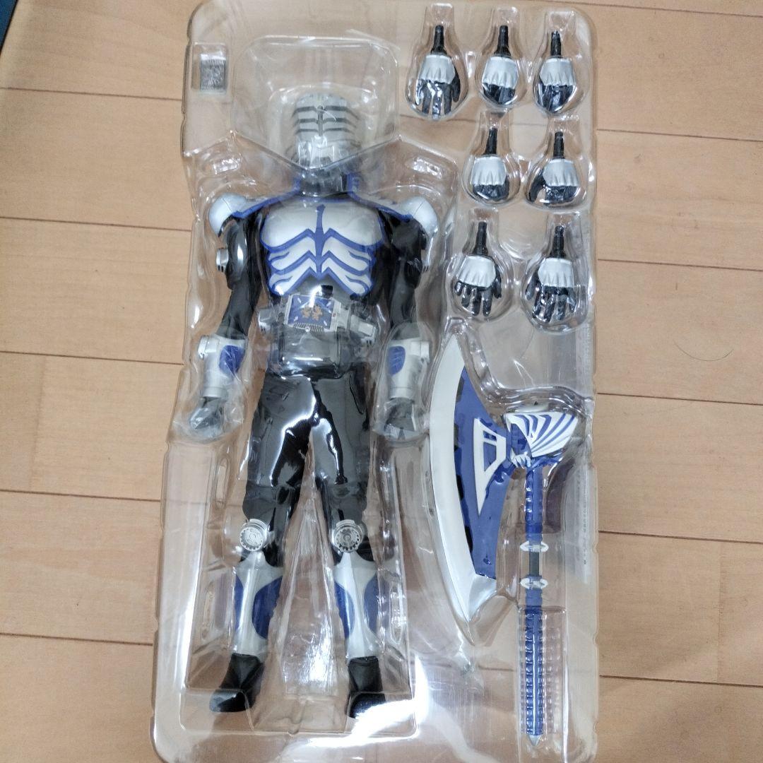 仮面ライダーアックス(KAMEN RIDER DRAGON KNIGHT)の通販はau PAY