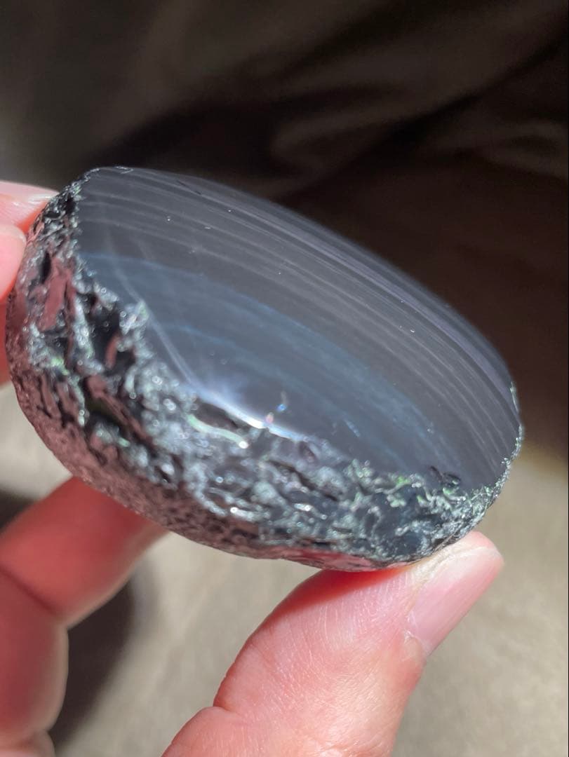 研磨品　十勝石玲瓏複合色　レインボーオブシディアン