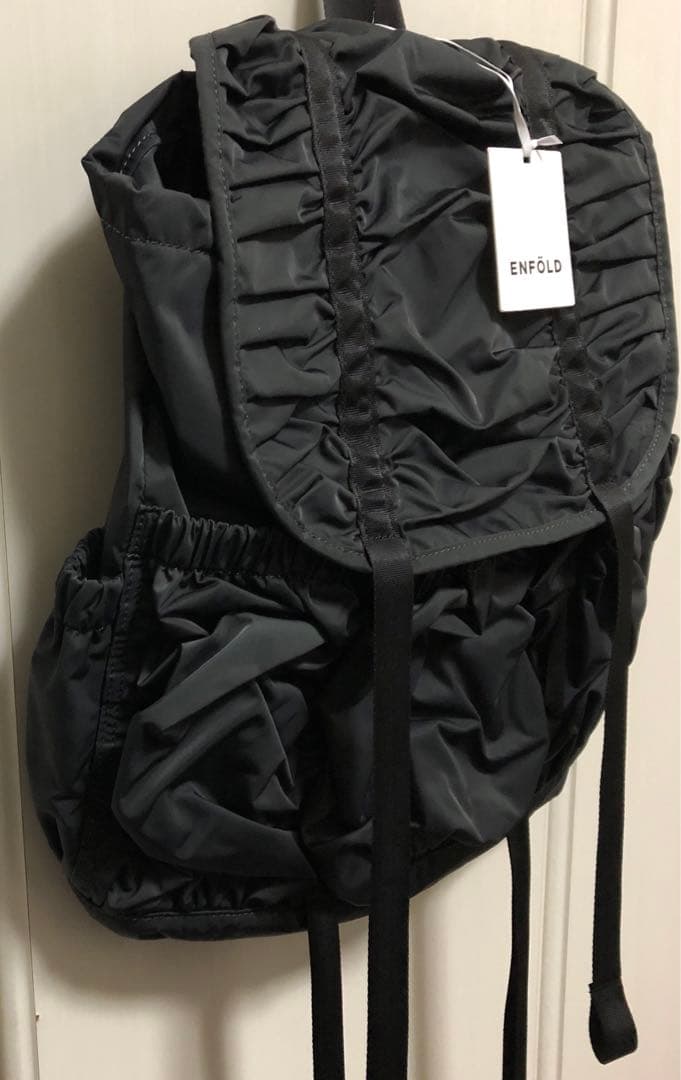 新品 タグ付き ENFOLD エンフォル ギャザー バックパック - メルカリ