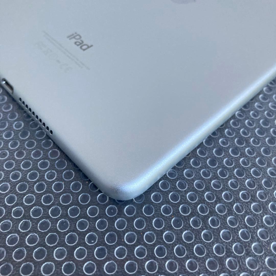 3878 美品☆電池ほぼ新品☆iPad mini4 32GB SIMフリー☆ - メルカリ