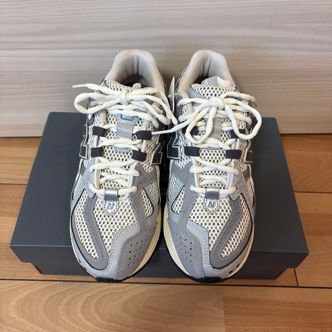 ニューバランス　U1906NA 23.5cm
