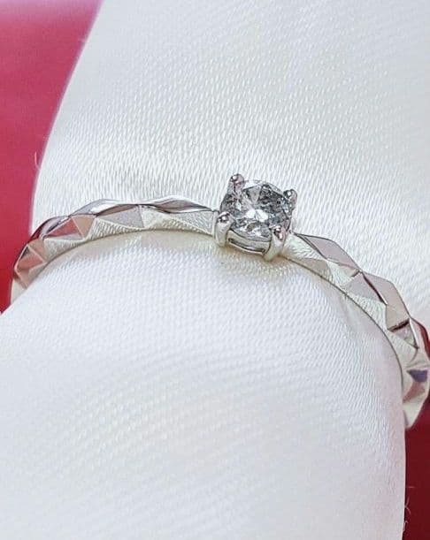 新入荷 未使用品 pt950 天然ダイヤモンド 0.08ct リング