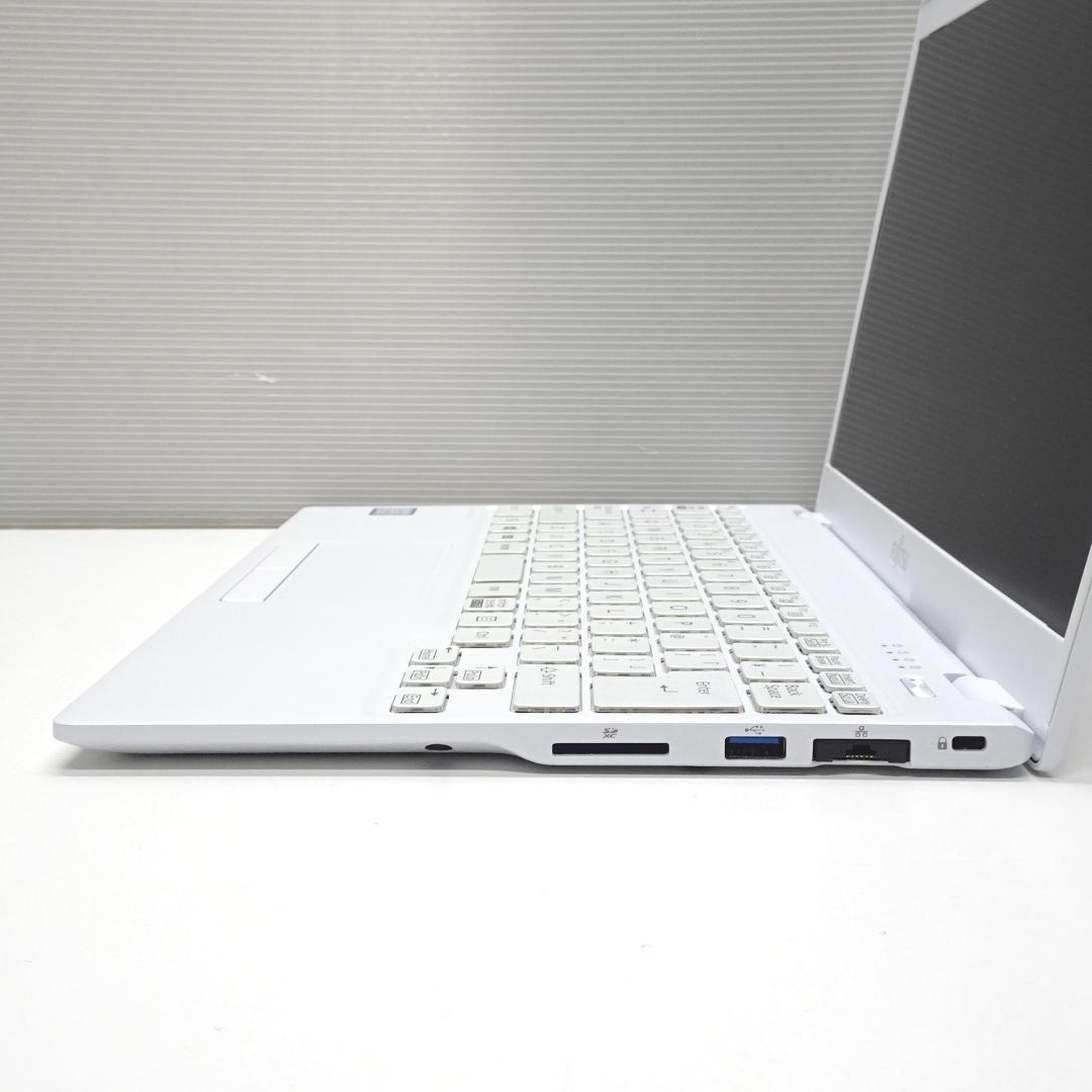 富士通 UH92/D2 i7 8G SSD512G 13.3in FHD 超軽量