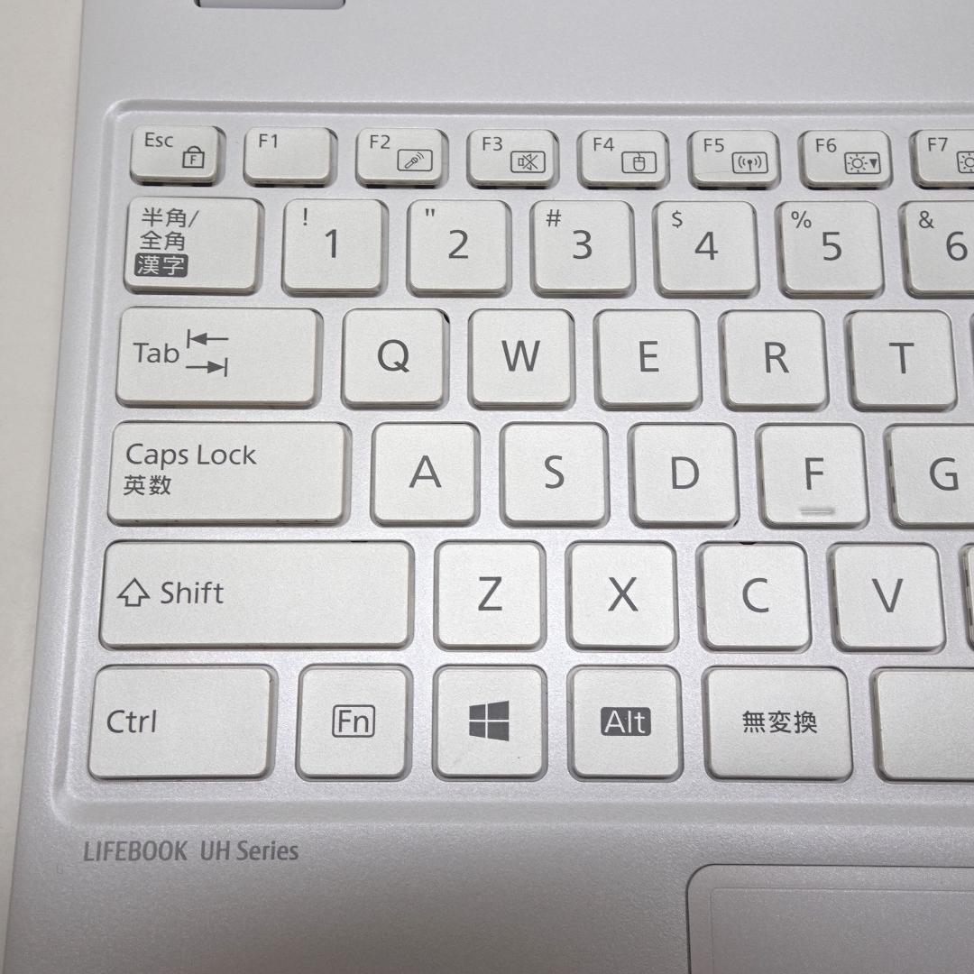 富士通 UH92/D2 i7 8G SSD512G 13.3in FHD 超軽量