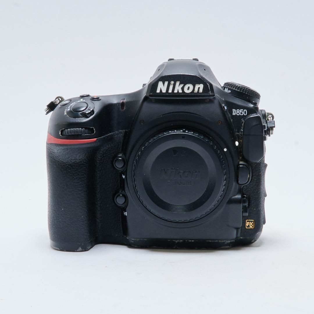Nikon D850 デジタル一眼レフカメラ バッテリー1個付 ニコン「D850」の充電池などに対応する大容量バッテリー＋充電器セット