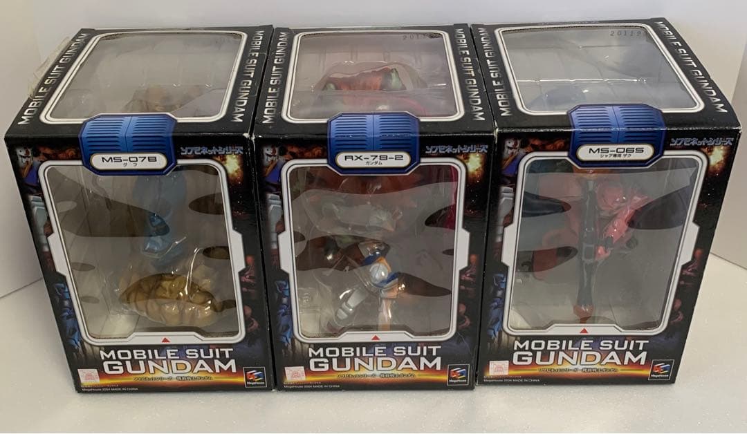 《新品フルコンプ！》⭐︎ソフビネットシリーズ 機動戦士ガンダムフィギュア　全3種⭐︎