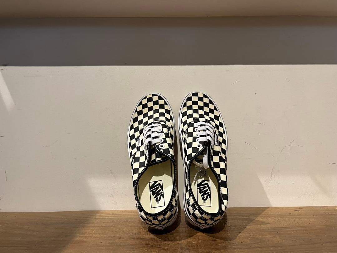 VANS AUTHENTIC checker 黒白 US正規品 赤箱 27cm - メルカリ