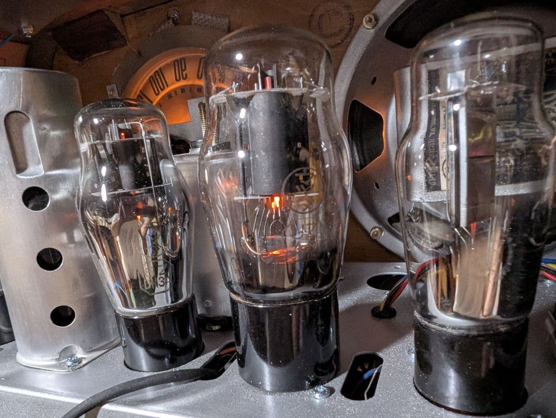 家族団らん昭和レトロST真空管ラジオ マツダ614A bluetooth付 - メルカリ