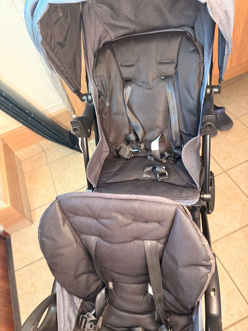 《mikacchi727》 ベビーカー　二人でゴーDX KATOJI