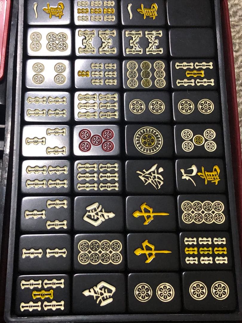 ブラック麻雀牌