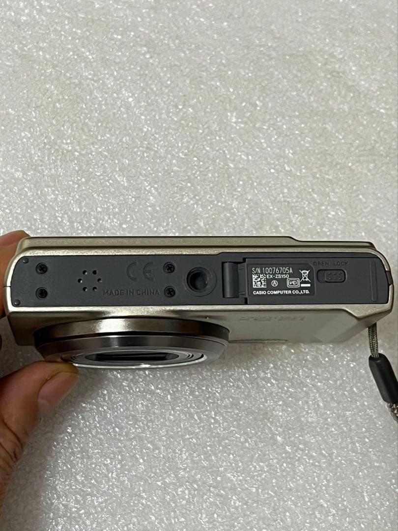 CASIO EX-ZS150 デジタル 16.1MP 12.5倍ズーム動作未確認