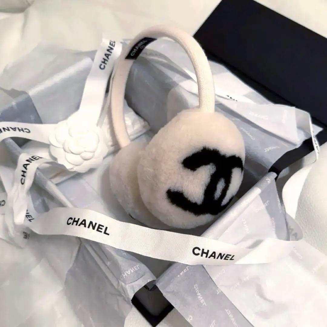 未使用】CHANEL 耳あて イヤーマフ ccマーク シャネル ホワイト 白