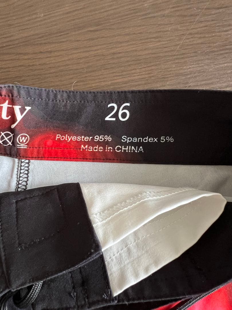 【近藤陸也 】Infinity インフィニティ　サーフパンツ26インチ