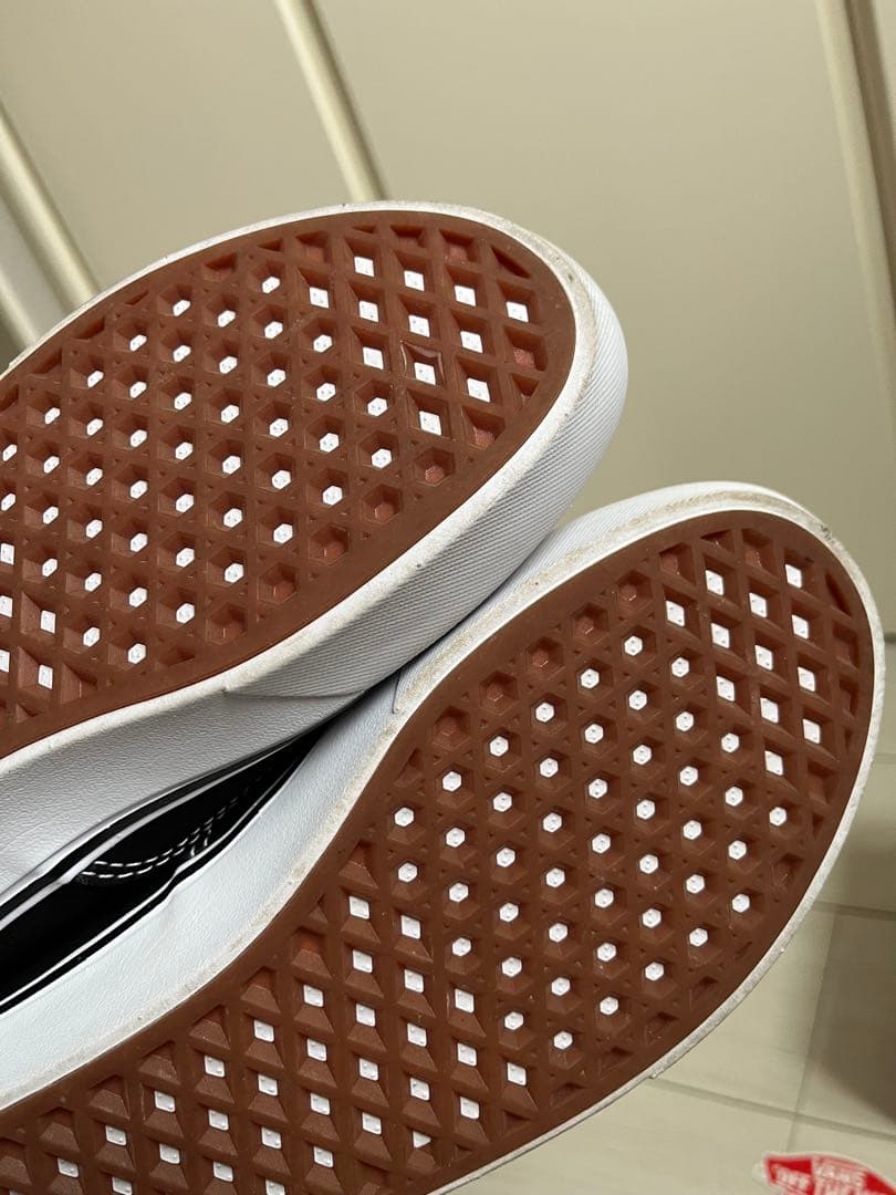 数時間使用 vans コンフィクッシュ オーセンティック ヴァンズ 野村訓