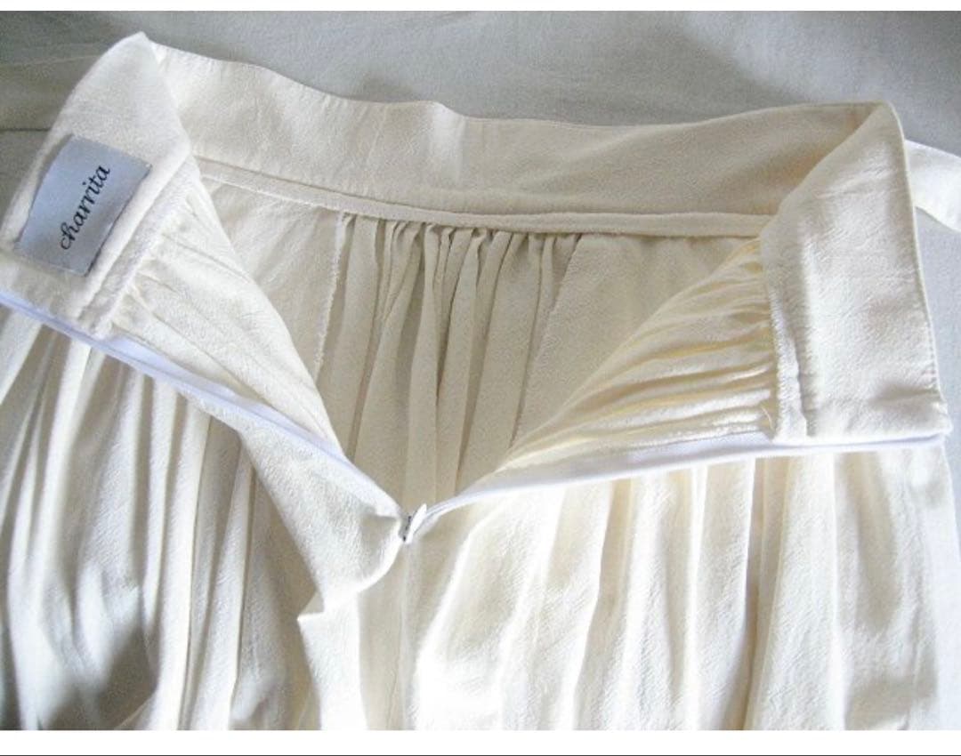 美品 charrita チャリータ マンタ生地 ベルトリボンギャザースカート