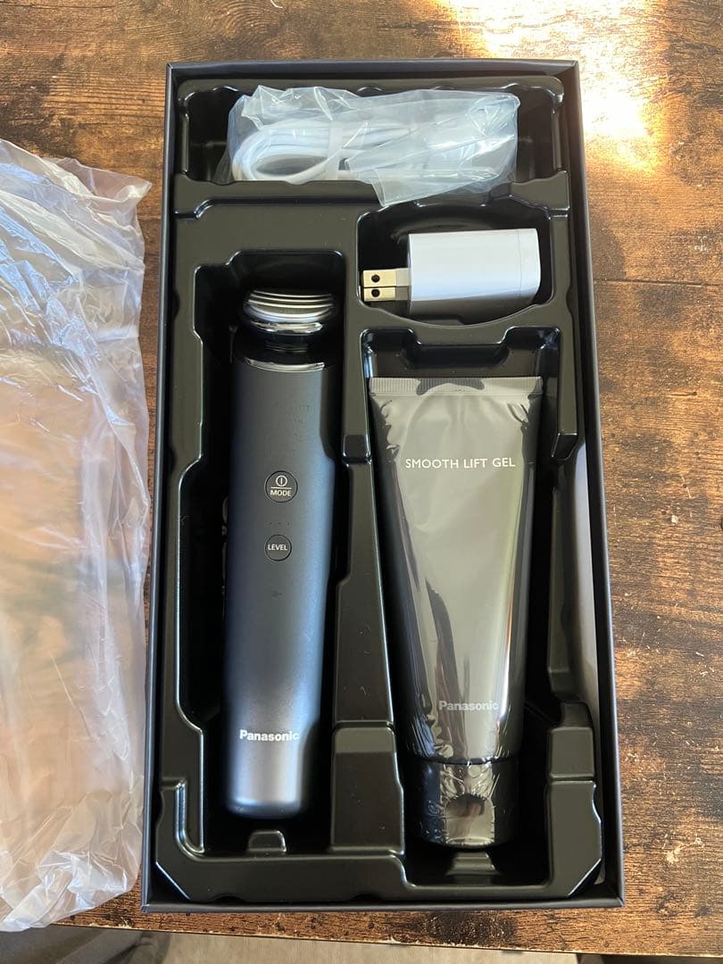 Panasonic バイタリフト美顔器EH-SR85 Panasonic（パナソニック） パナソニック認定販売店【EH-SR85