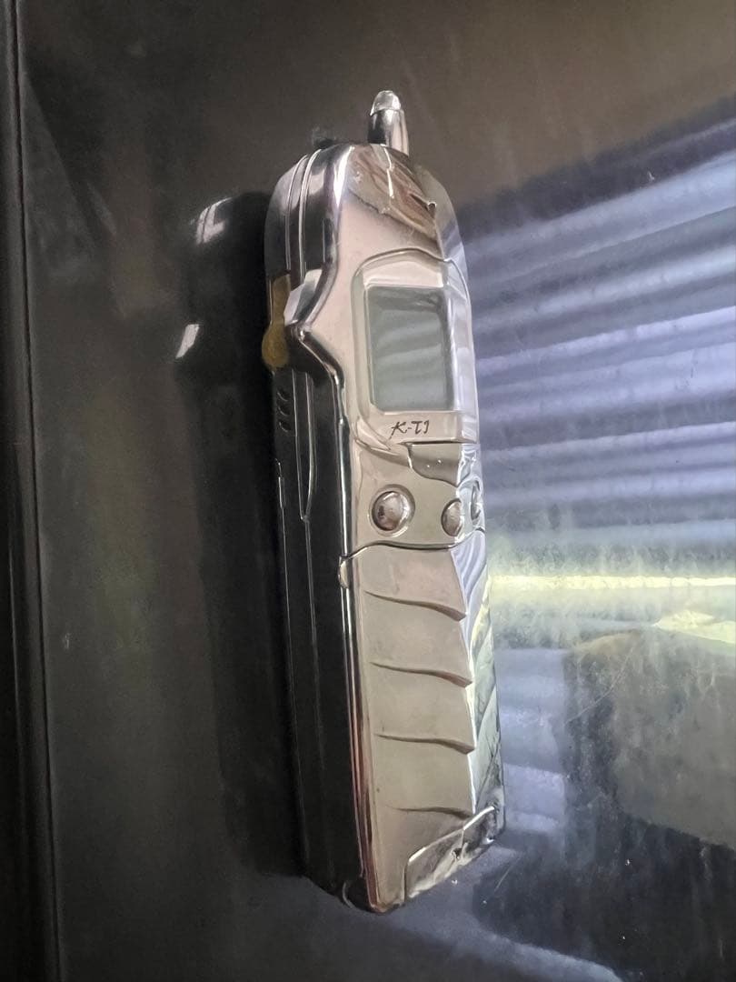 【激レア】石井竜也さんデザイン携帯電話 K-TI