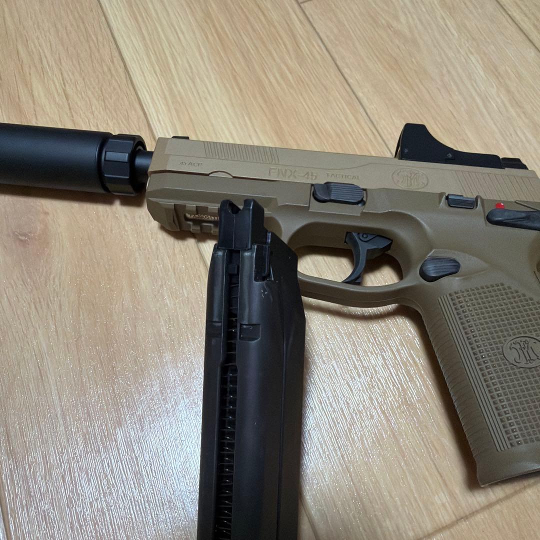 東京マルイ FNX-45 タクティカル .45 ACP ガスブローバック