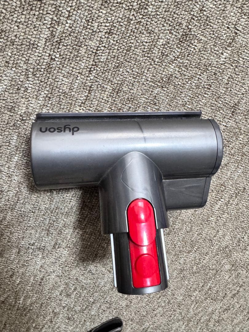 Dyson V7 SV11 スティッククリーナー 本体 - メルカリ