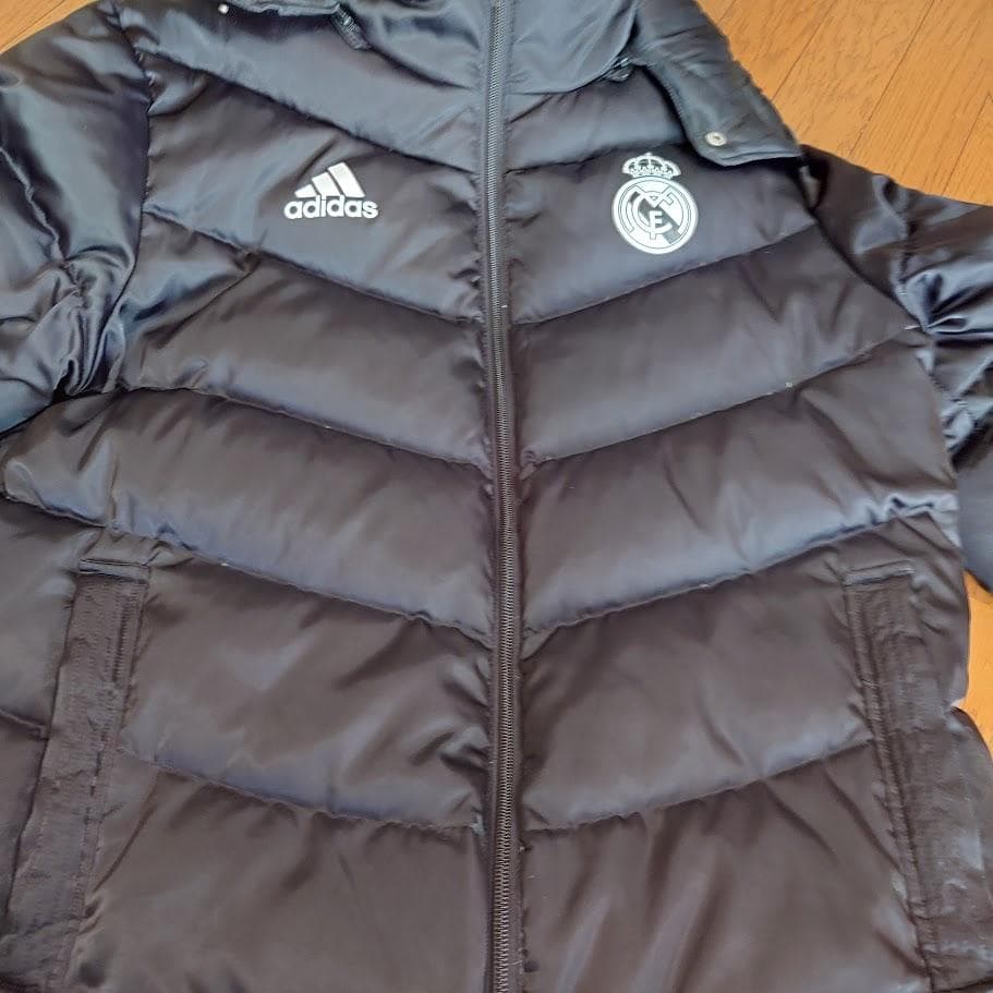 ☆adidas レアル・マドリードダウンジャケット☆L - メルカリ