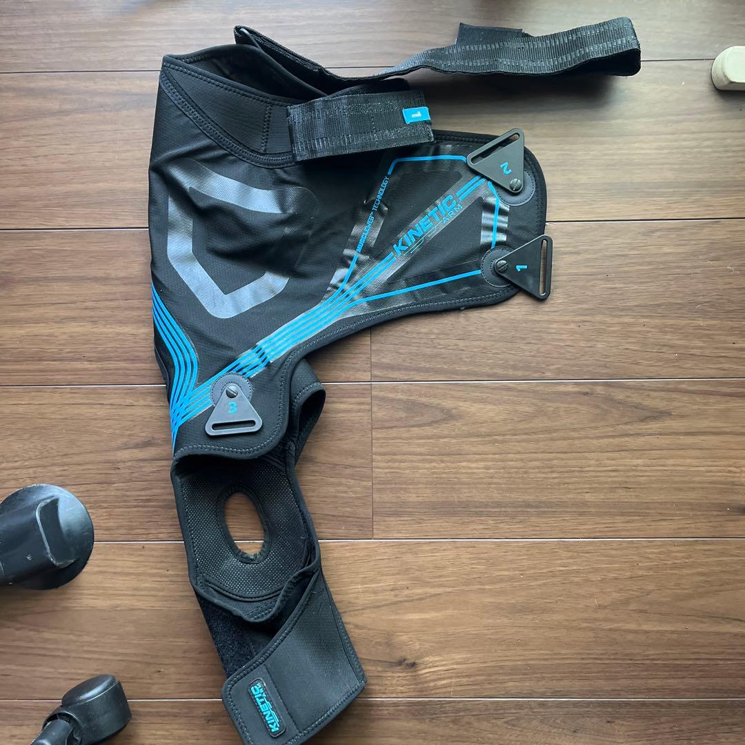 Kinetic サポーター ブラック/ブルー フリーサイズ speedo（スピード） メンズ 水泳 競泳水着 Zebra Stack TurnS Box