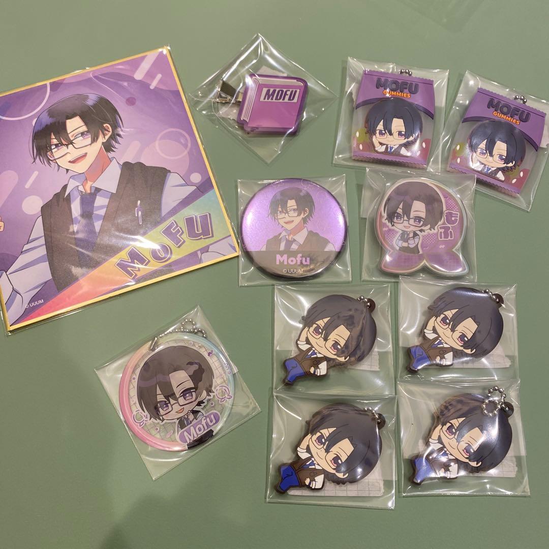 カラフルピーチ もふくんグッズ まとめ売り - メルカリ