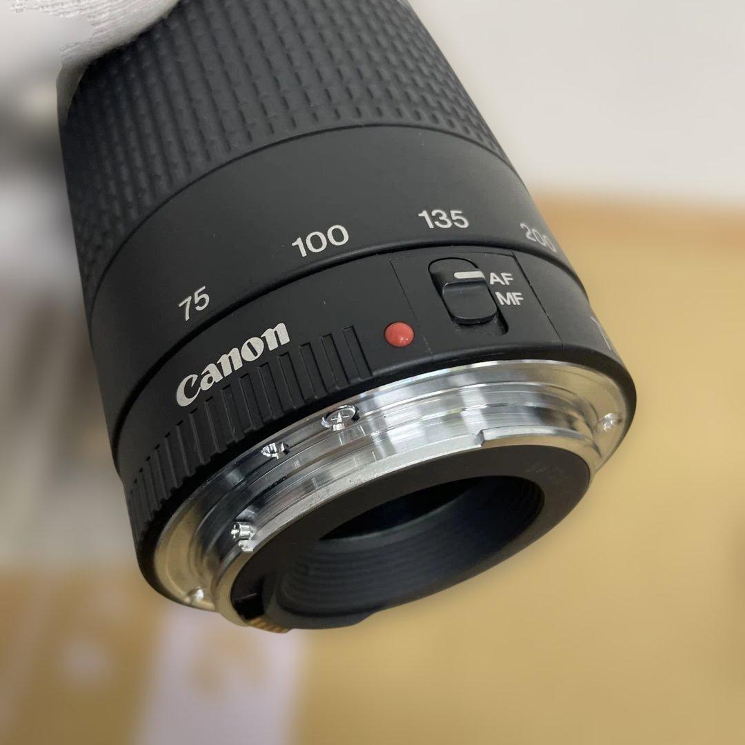 Canon EF 75-300mm f/4-5.6 ズームレンズ