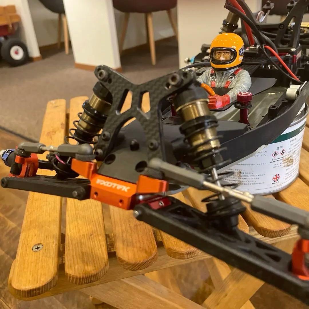 ズッタくんさん専用京商RB6 YAIBAレーシングパーツ、新品シャーシ＋シャーシ