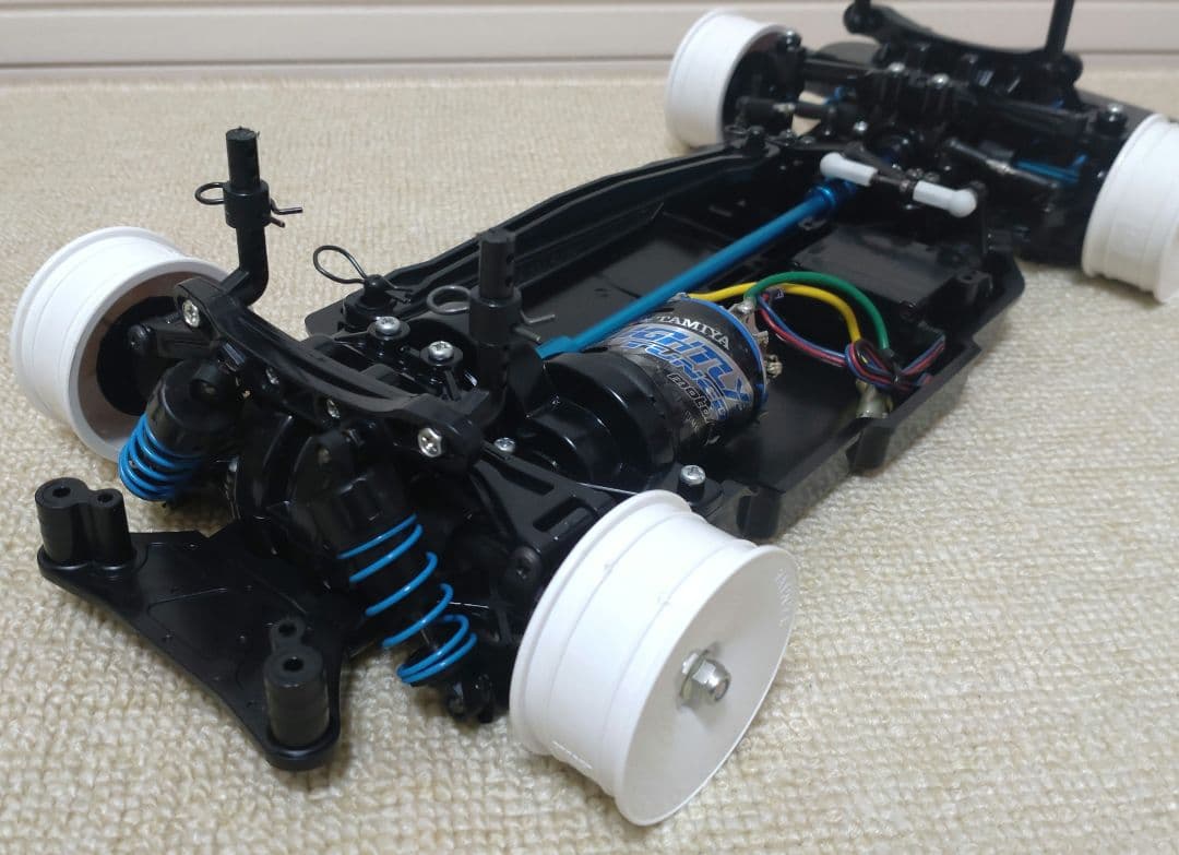 タミヤ　オンロード　TT-02 ストックモーター、サーボ付き！