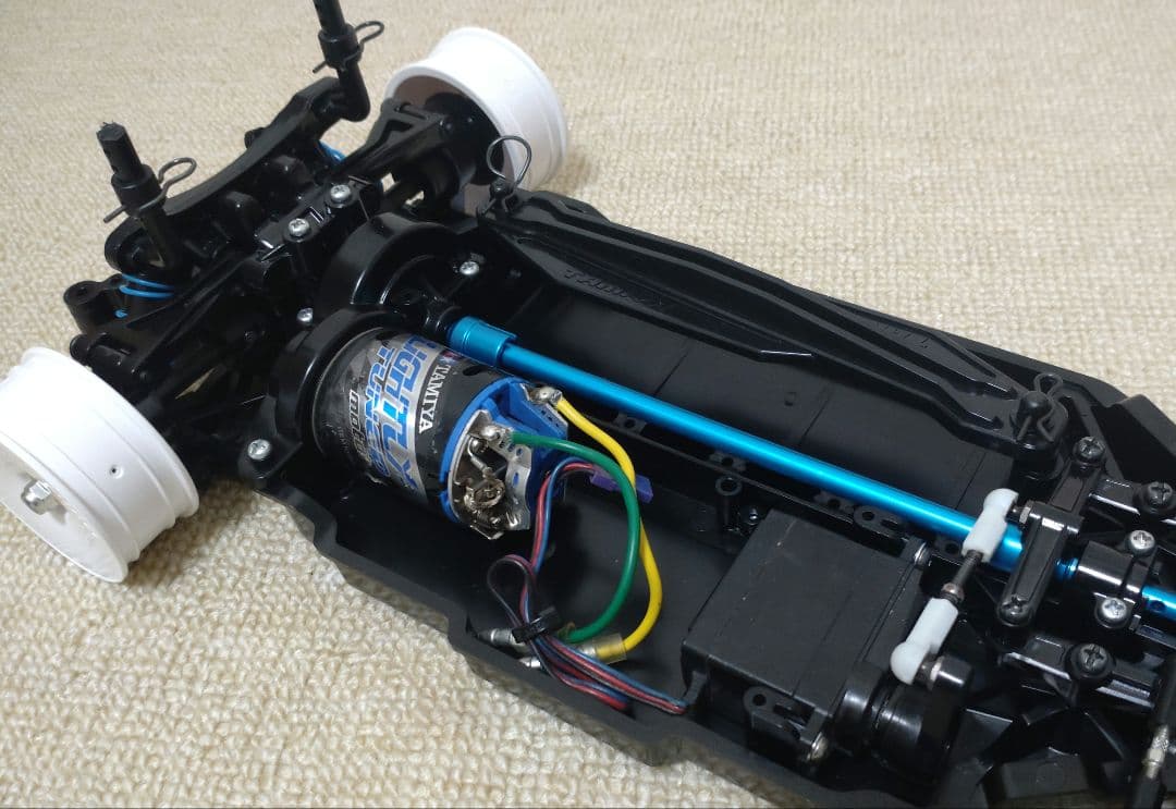 タミヤ　オンロード　TT-02 ストックモーター、サーボ付き！