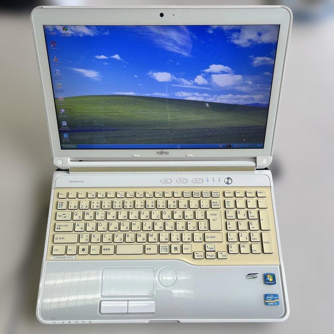 ☆格安美品☆WindowsXP☆富士通15.6インチ大画面第3世代i7ノートPC ☆格安美品☆WinXP☆第3世代i7☆富士通15.6インチ大画面ノートPC