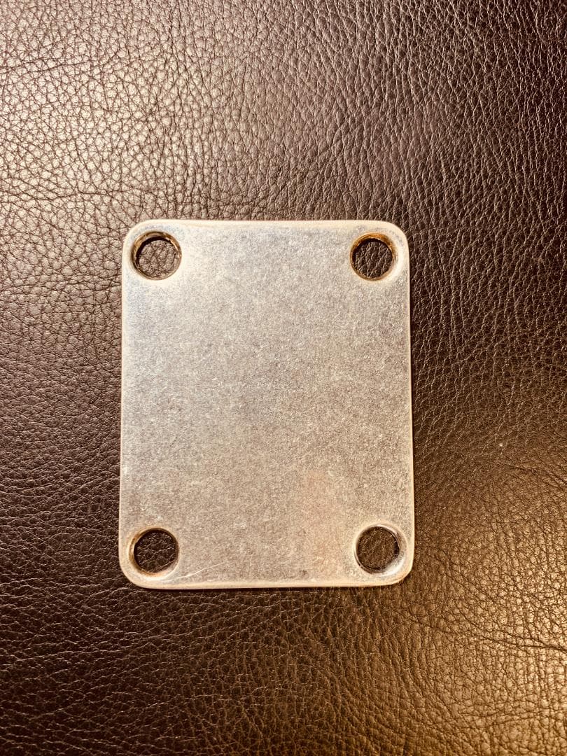 ギター fender mex roadworn 56`srelic neck plate fender mex roadworn 56`srelic neck plate - メルカリ