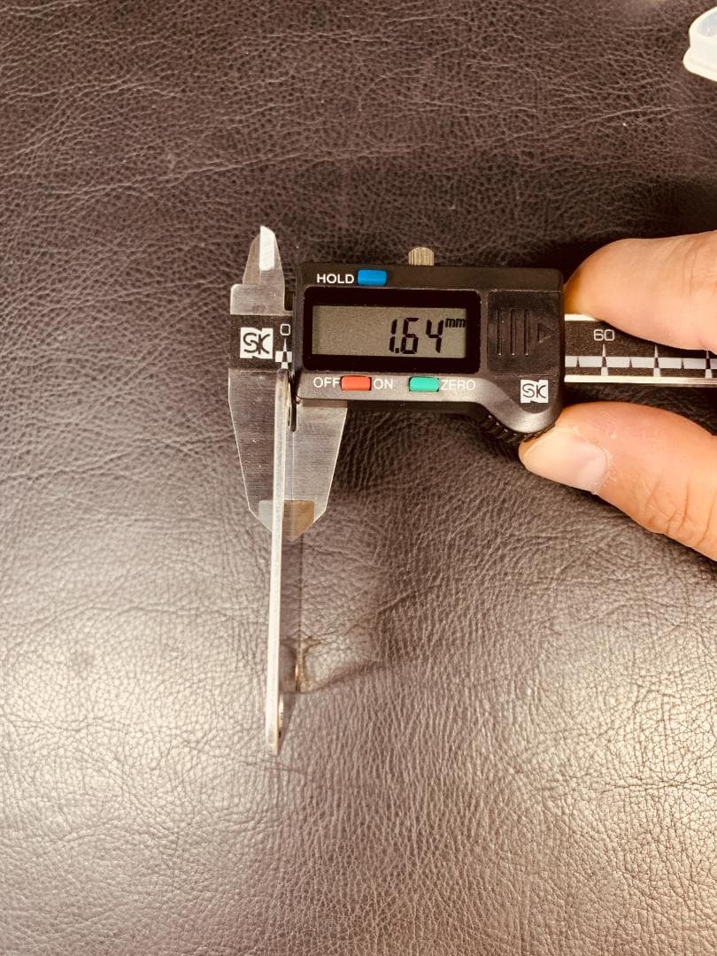 fender mex roadworn 56`srelic neck plate - メルカリ