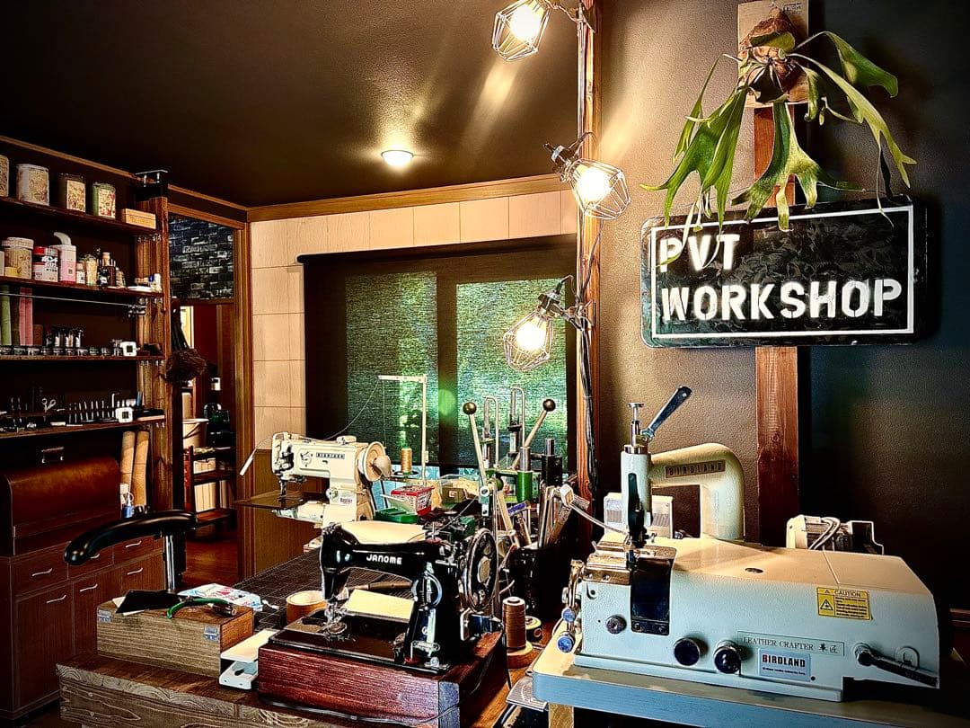 2月SALE品！Pvt.Workshop 極CL 本革　デッキケース　ハーフ