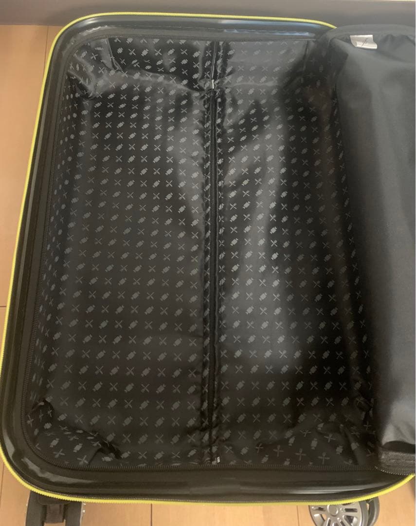 マンウィズアミッション　Premiumスーツケース