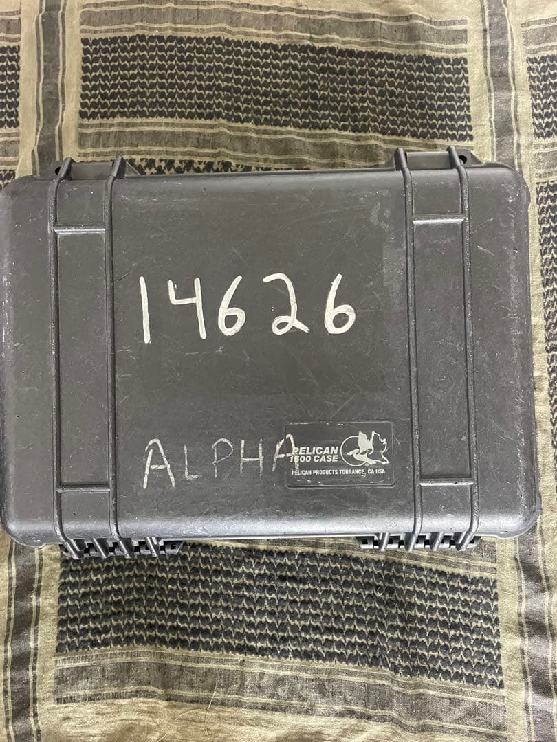 Pelican 1500 ケース ブラック 米軍放出品 フォーム無し M201 Amazon.com : Pelican 1500-001-110 Protector Case Black w/No Foam