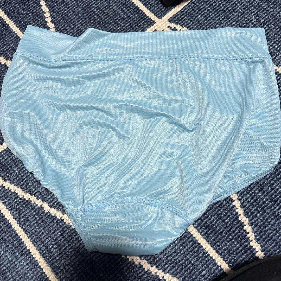 あ*み様 マルコ カーヴィシャス未使用　 モンマリエ　リュミエス　4点セット