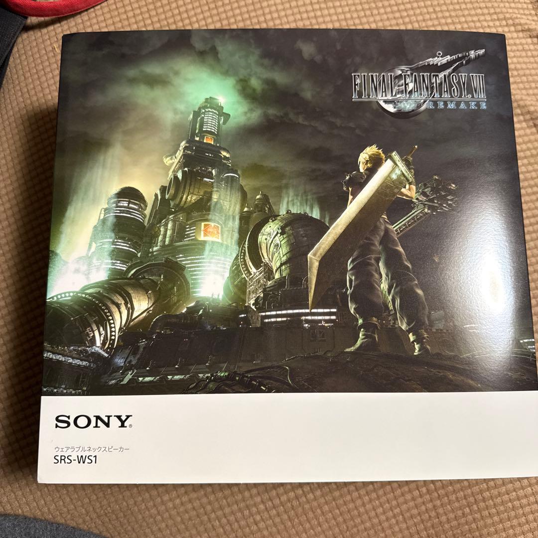 ウェアラブルネックスピーカー　FF7限定モデル ソニー肩のせスピーカー×「FFVII リメイク」コラボモデル。PS4用トップ